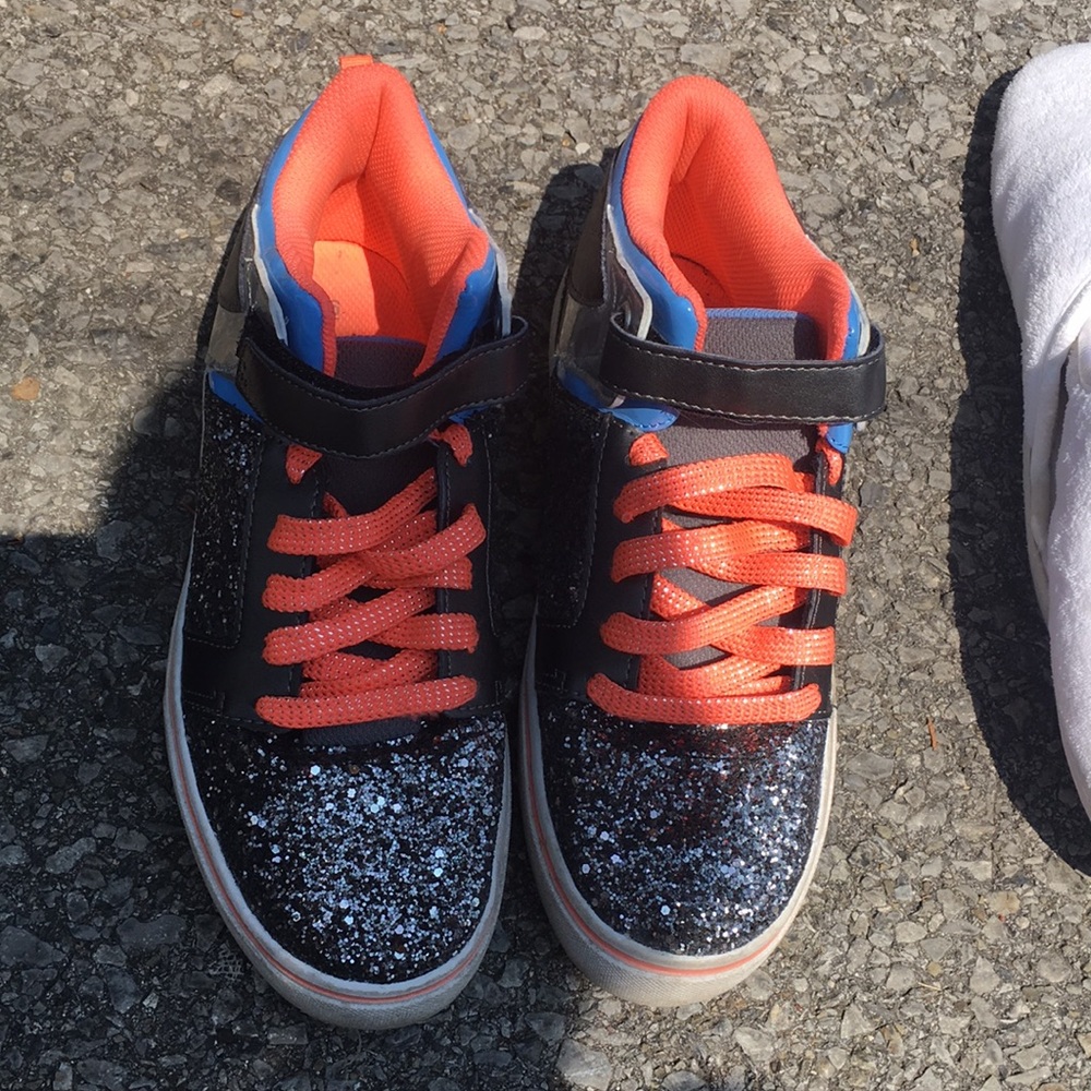 Op hightop sneakers